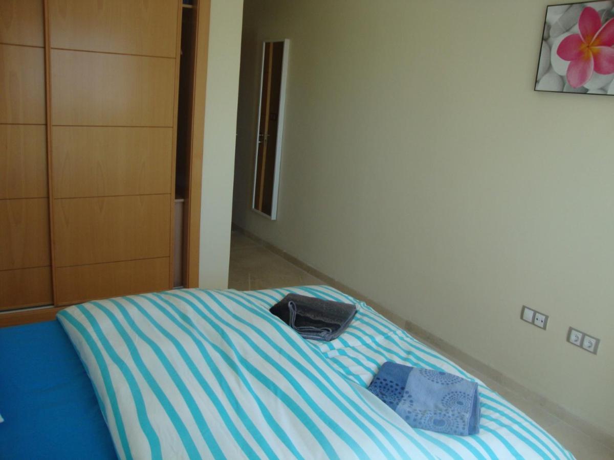 Residencial Duquesa 2049 Apartment Манилва Екстериор снимка