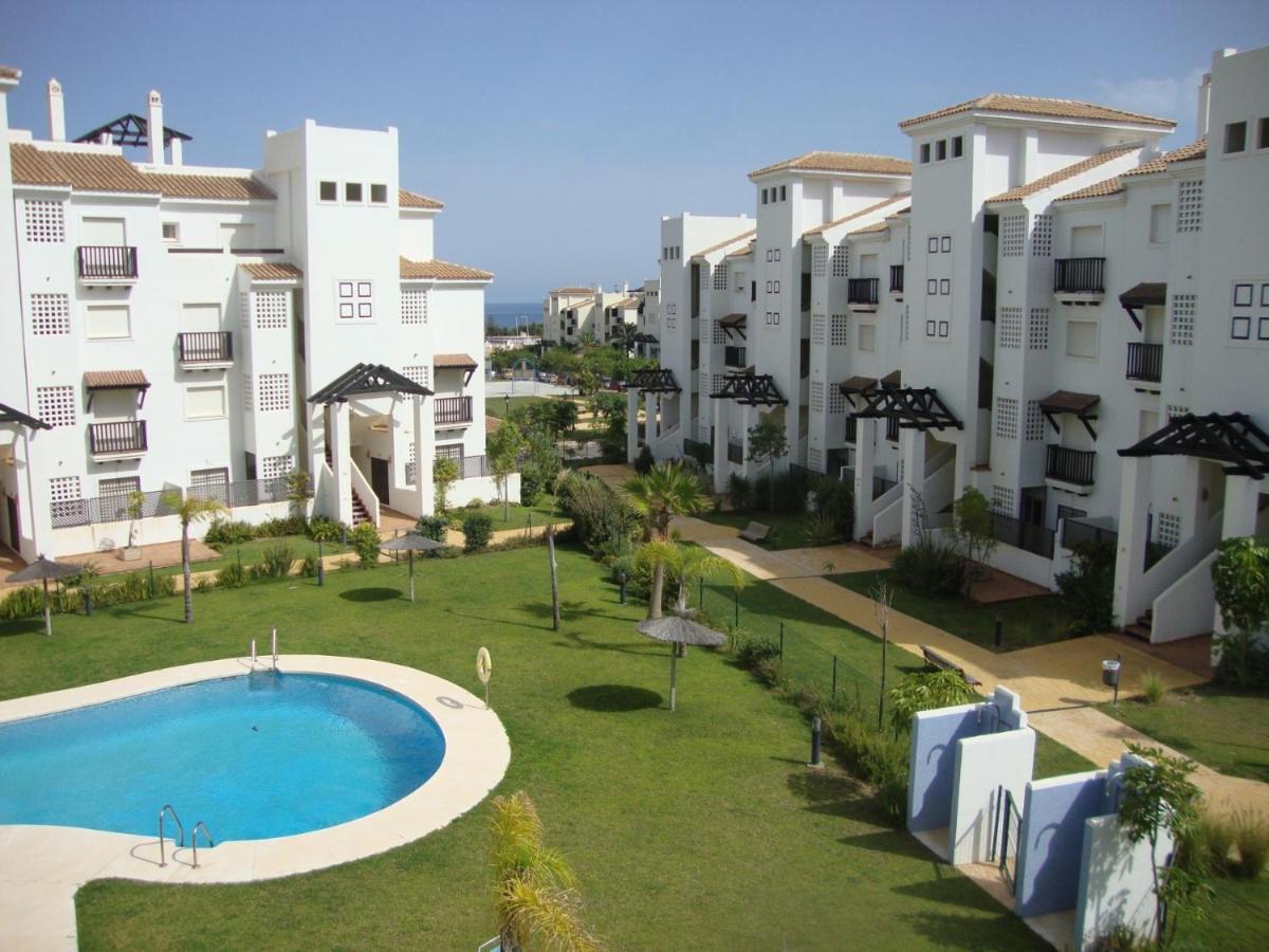 Residencial Duquesa 2049 Apartment Манилва Екстериор снимка