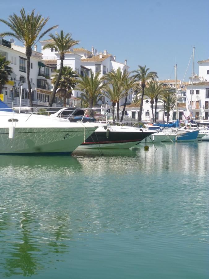 Residencial Duquesa 2049 Apartment Манилва Екстериор снимка