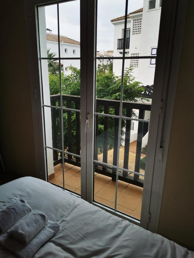 Residencial Duquesa 2049 Apartment Манилва Екстериор снимка